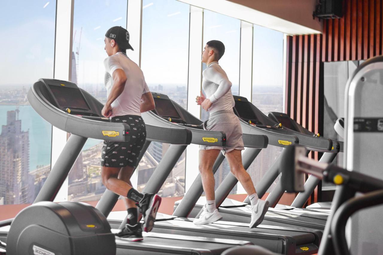 The Bentley Luxury Hotel & Suites Doha Exterior foto Technogym Treadmills